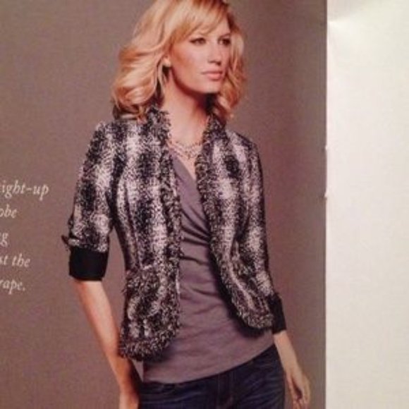 CAbi 2015 Best In Show Jacket - Picture 3 of 3